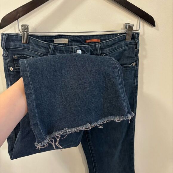 Anthropologie Pilcro Dark Wash Flare Jeans Raw Hem Size 28 - Picture 4 of 12